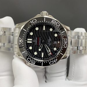 Alternative view of Omega Seamaster 300 White Case Black Dial 8800 Top-Tier Replica